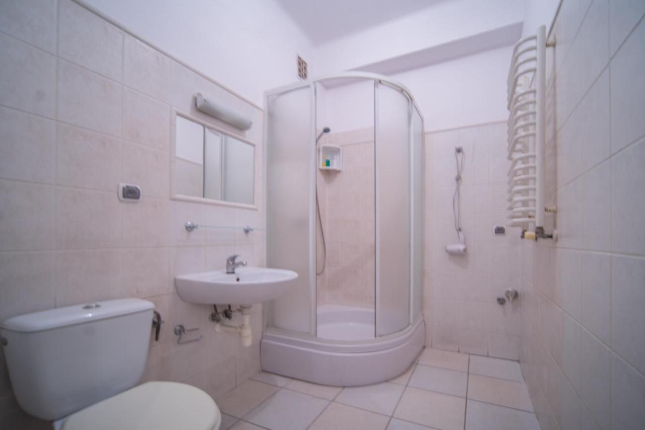 Apartament Izaaka Krakau Exterior foto